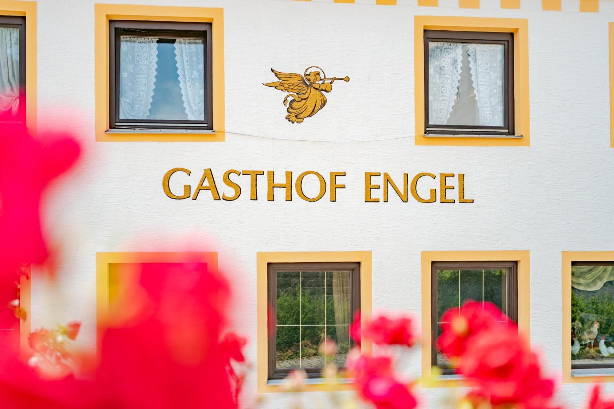 Hotel Garni "Zum Engel" Oberguenzburg Eksteriør bilde